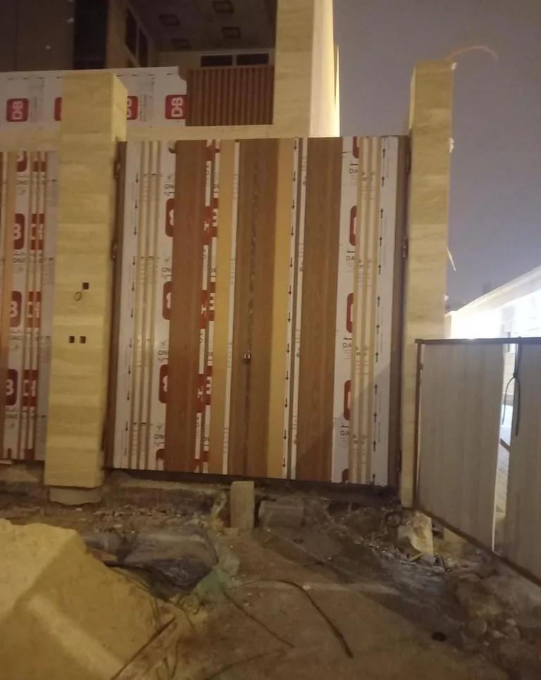 تركيب ألواح ساتر خشبي WPC على جدار خارجي